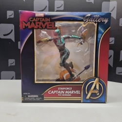 Figurine captain Marvel  