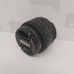 Objectif  Nikon  50 mm 1:1:8 D Manuel 