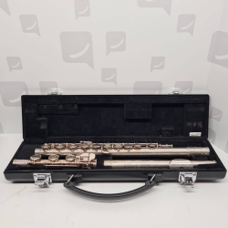 Flute  Yamaha  381 Series...