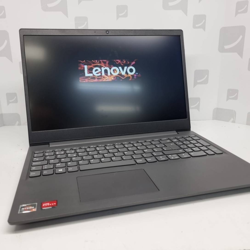 Laptop Lenovo AMD Ryzen 5 3500 8 GB 250 