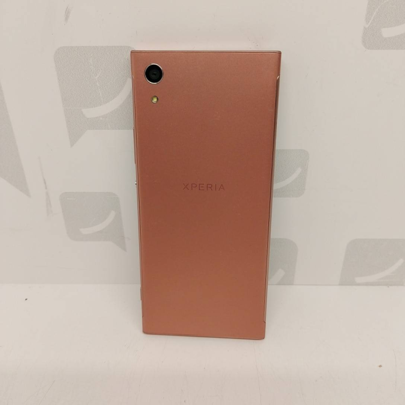 GSM Sony  xperia xa1 + chargeur (f)  