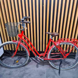 Fiets btwin red  