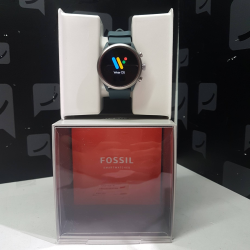 Montre connectée FOSSIL...