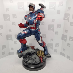 STATUE IRON MAN 3 DELUXE...