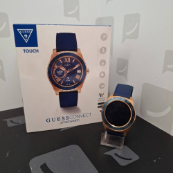 Montre connectée GUESS...