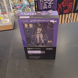 figurine  max factory...