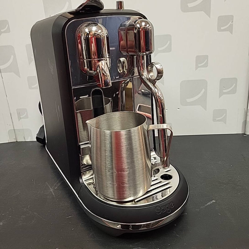 machine a café  nespresso  Creatista Plus 