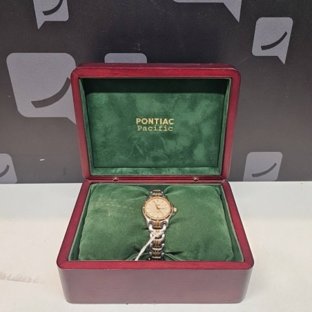 Montre Pontiac Quartz Femme Bracelet acier 
