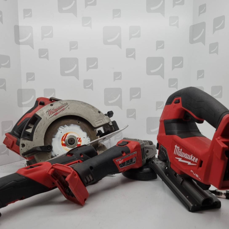 kit 4 outils  milwaukee  m18 fjs/ m18 fmt/m18 cag125x m18 bl