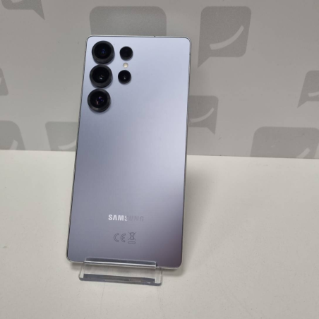 Smartphone Samsung S25 ultra Batterie 100 % 256 silver 