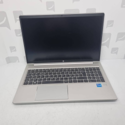 LAPTOP HP i5 1135G7 2.40Ghz...