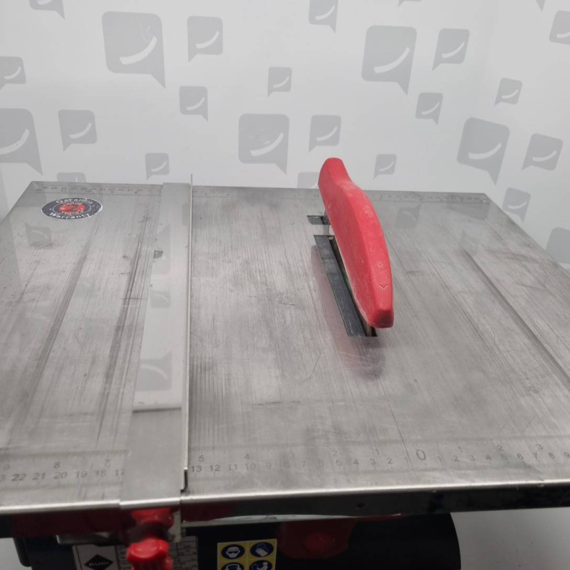 coupe carreaux  rubi  200 