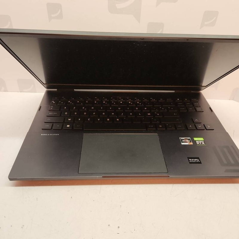 PC Portable Ryzen 7 6800H 3,2GHz 16CPUs RTX 3060  16 GB 500 
