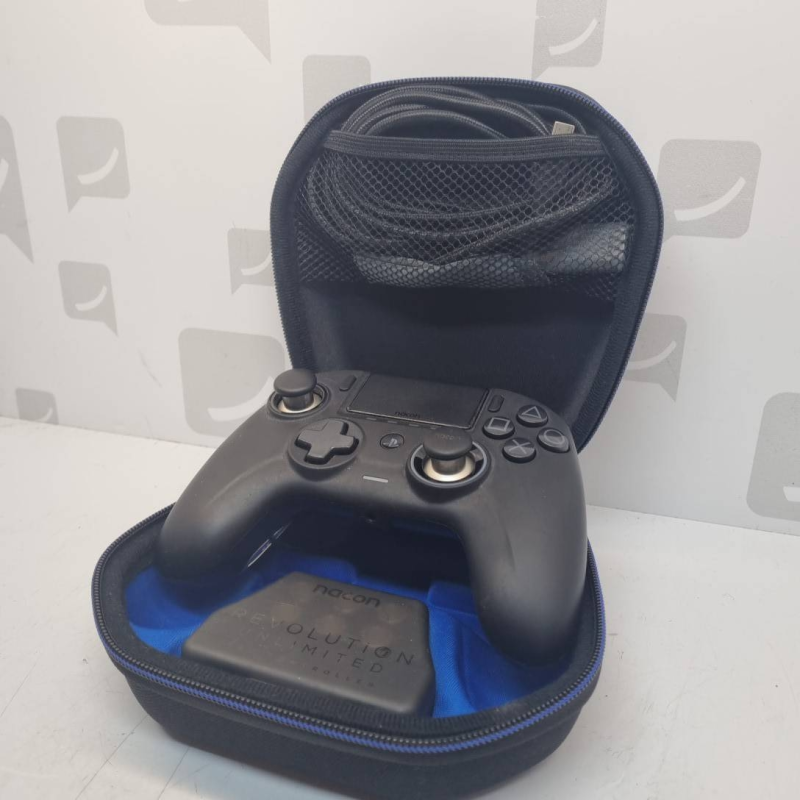 NACON PS4 REVOLUTION UNLIMITED PRO CONTROLLER 