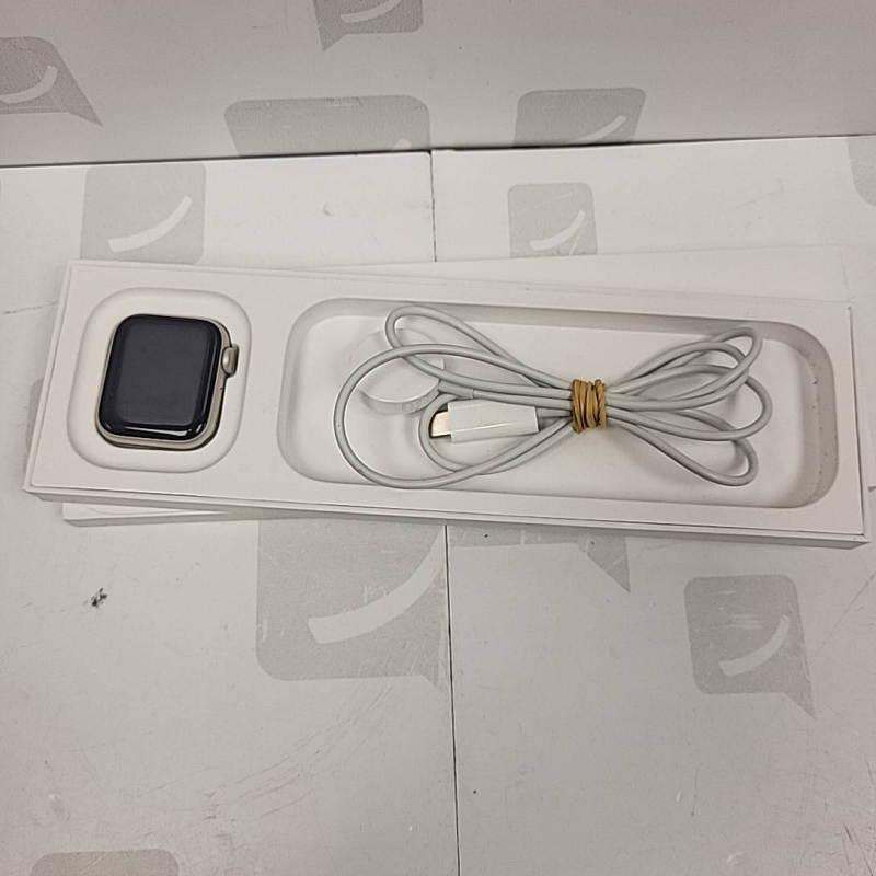 Montre connectée Apple Watch SE 2 40mm  