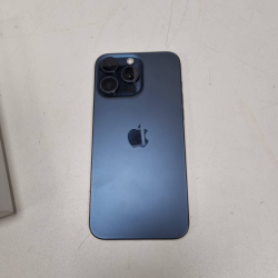 Smartphone iPhone 15 pro...