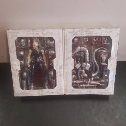 Figurine saint cloth myth...