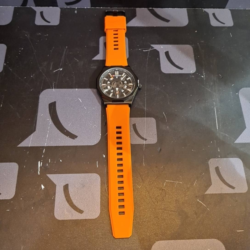 Montre Curren  M:8437 Quartz Homme Bracelet caoutchouc 