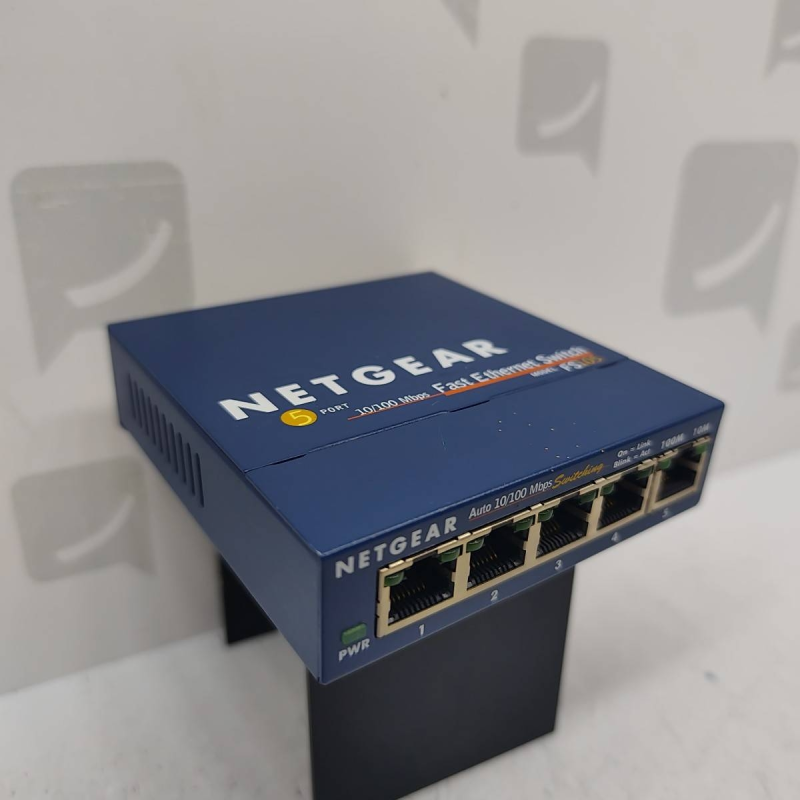 MULTI SWITCH INTERNET NET GEAR FS 105 
