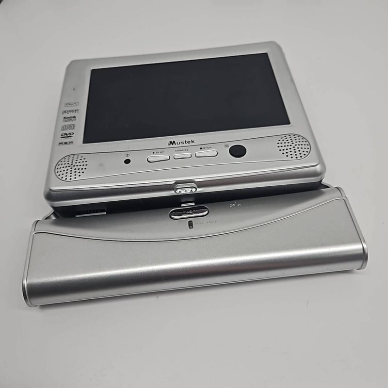 Lecteur DVD portable Mustek  