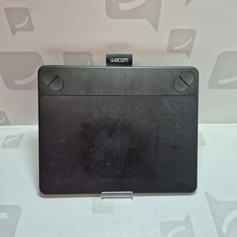 Tablette graphique wacom intuos pen and touch 