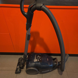 Aspirateur AEG VX9 