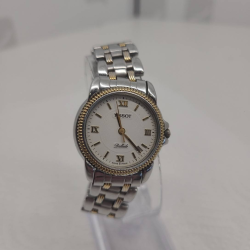 Montre saphire Tissot...