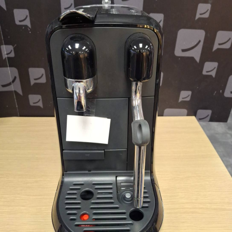 MACHINE A  CAFE NESPRESSO CREATISTA UNO 