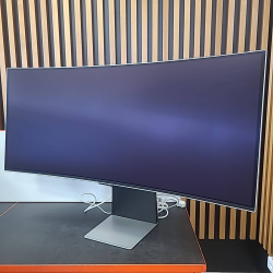 Moniteur Gaming Samsung...