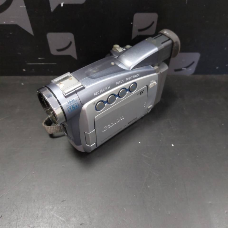 Camescope Canon  MV700 + chargeur 