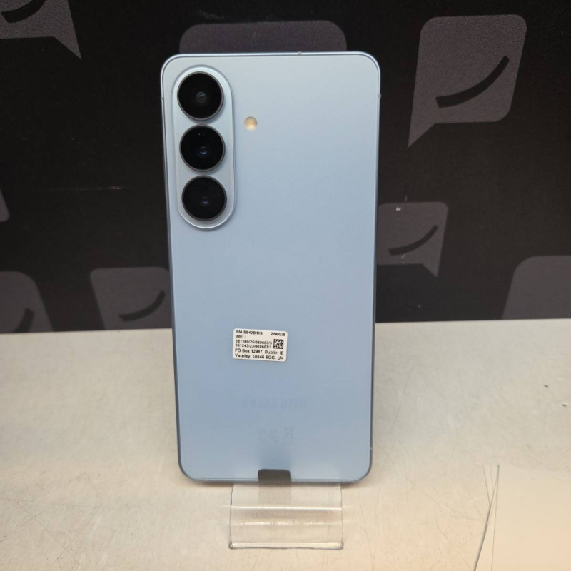 Smartphone Samsung S26 5G Blue Sky 256GB Batterie 100 % 