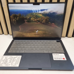 PC Portable APPLE MACBOOK...