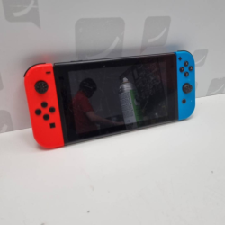 Console NINTENDO SWITCH...