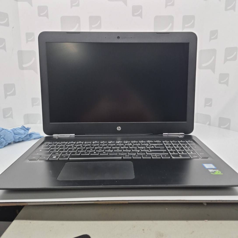 PC Portable hp pavilion i5 8250 1,6Ghz 8 GB 1To 