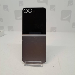 GSM Samsung Galaxy  Z Flip...
