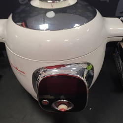 Robot cuiseur Moulinex...