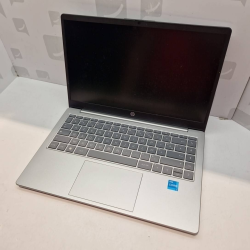 PC Portable HP I3 8 GB...