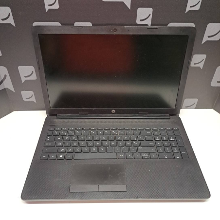 PC portable HP  15  AMD A6 8 GB 2tb  windows 10  