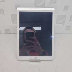 Apple iPad 5ème Gen (2017)...