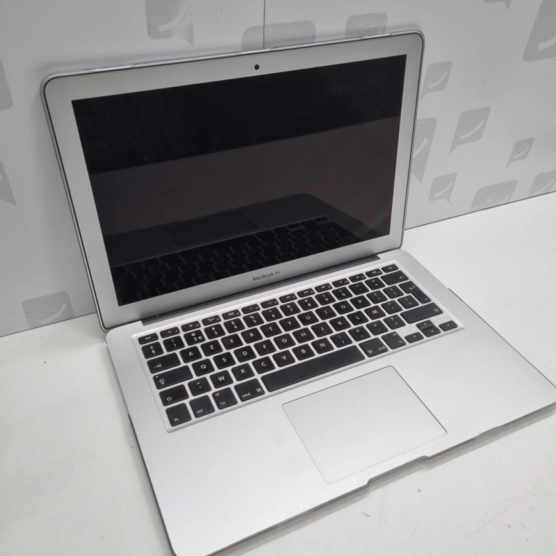 Macbook Air Apple A1466 I5 1,4GHz  Intel HD Graphics 5000 15