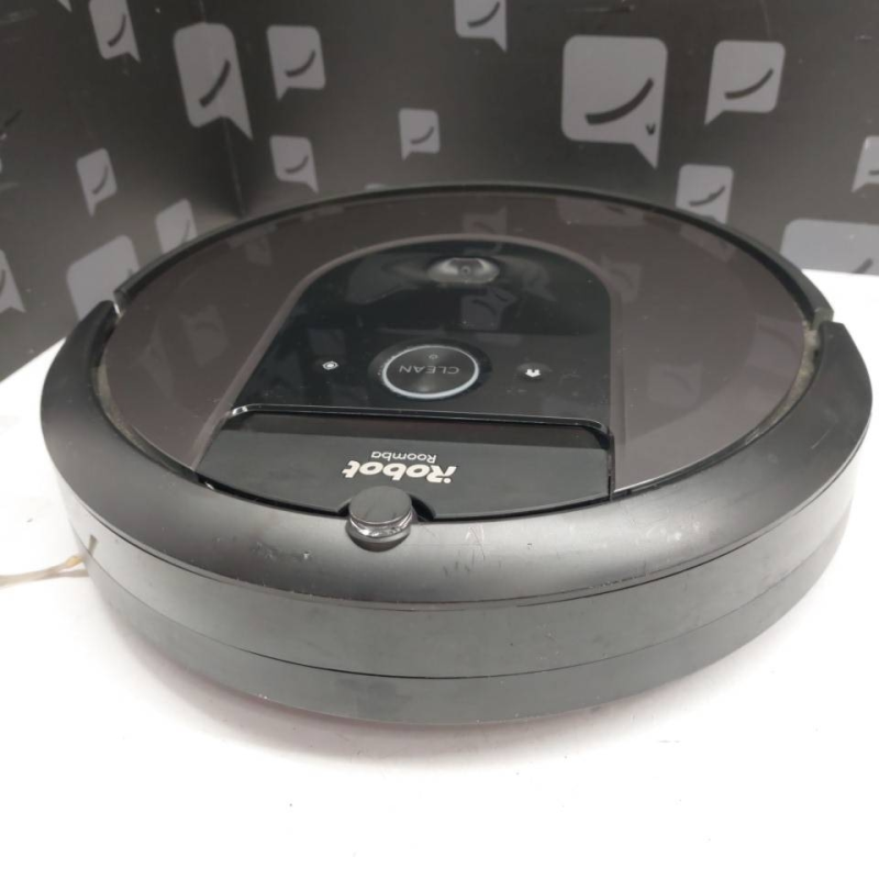 Aspirateur Robot + Base  Irobot  I7 