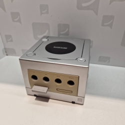 Console NINTENDO GameCube...