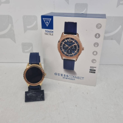 Montre connectée Guess...
