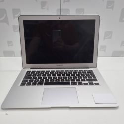 MacBook Air Apple A1466...