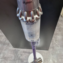 Aspirateur balais Dyson V11 