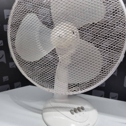 Ventilateur de bureau...