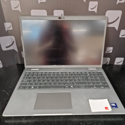PC Portable Dell Latitude...