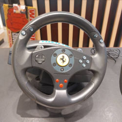 Volant Ferrari Thrustmaster 