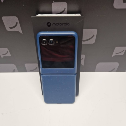 Smartphone Motorola RAZR60...