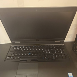 PC Portable Dell Latitude...